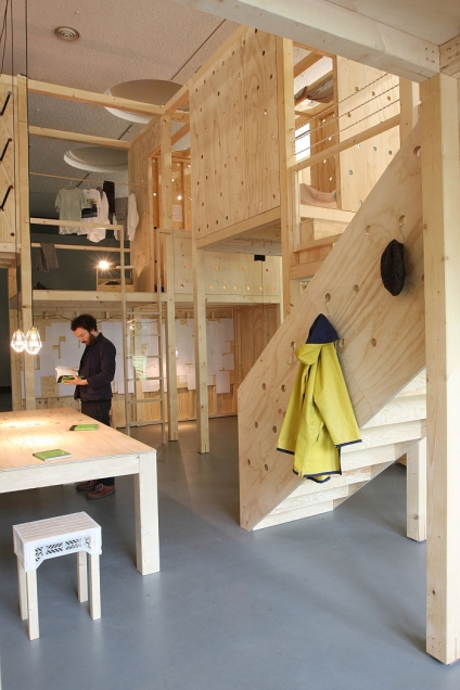 https://www.benjaminmenzel.net/files/gimgs/th-15_Wohnungsfrage-Haus-der-Kulturen-der-Welt-Berlin-Kolabs-Atelier-Bow-Wowweb.jpg